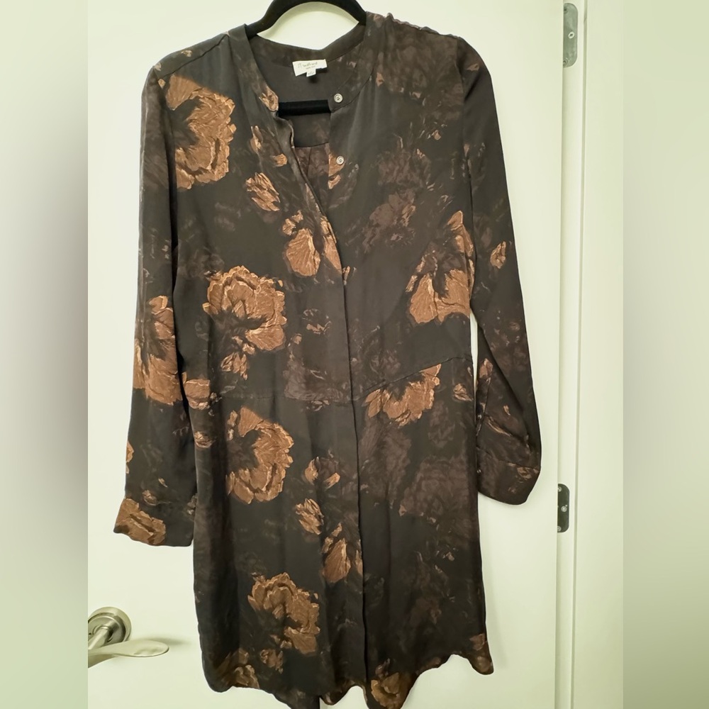 Aritzia | Woman’s Wilfred 100% Silk Bossut Dress | Floral | Long sleeved | US - Picture 8 of 8